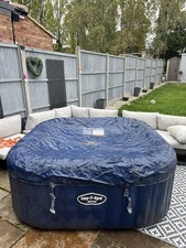 Lay Z Spa Hawaii Hot tub And Heater Pump And Top Cover