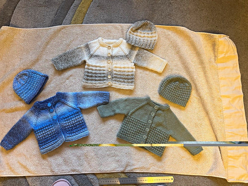 Set hand knitted baby - 3,