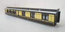 Hornby OO Gauge GWR Clerestory 3rd Brake Coach Body Chocolate & Cream 3371 #1