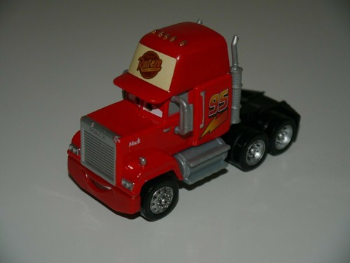 Disney pixar cars pit crew - disney,