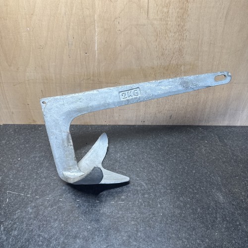 Galvanised trident jet claw - galvanised,