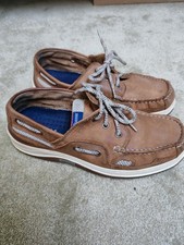 Quayside Deck Shoes Size 8