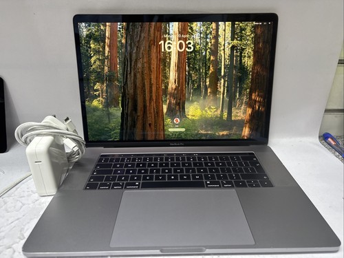 Apple macbook pro - pro, a1990
