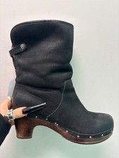 UGG Lynnea clog boot Size 6.5