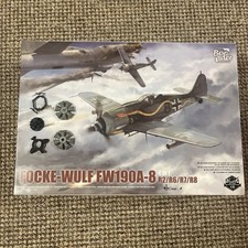 Border Models 1:35 Focke-Wulf Fw190A-8 R2/R6/R7/R8 (4 in 1) Model Kit BF-009
