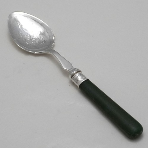 Dark green bakelite handle - dark,