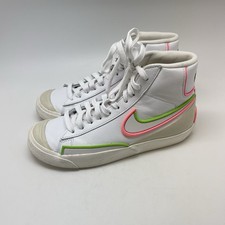 Nike Sneakers Womens 6.5