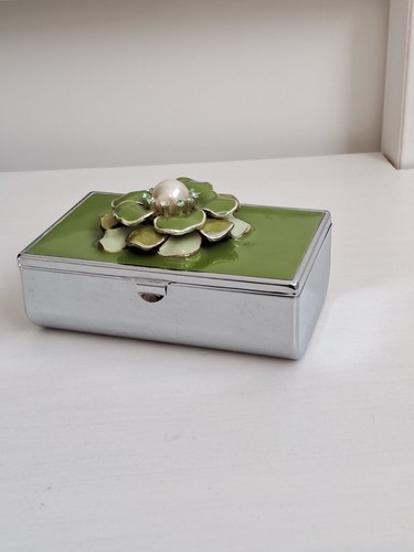 Green enamel silver tone - enamel,