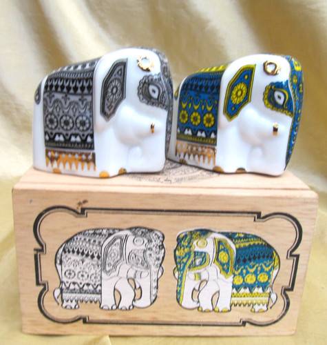 Mlesna porcelain elephant - porcelain,