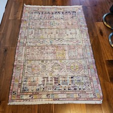 Stunning vintage Soumak Rug 30% silk 70% wool - approx. 6ft X 4ft - hand made