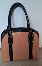 Atmosphere Beige And Black Bag