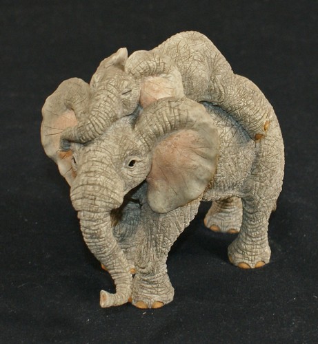 Tuskers collectables tobias - collectables,