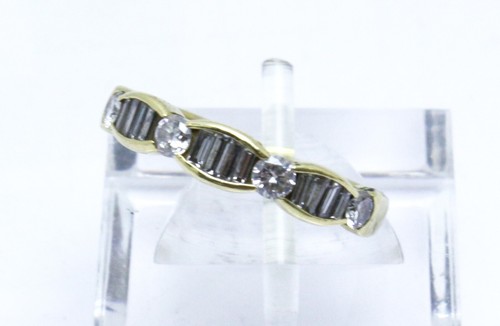 18k yellow gold ct - yellow,