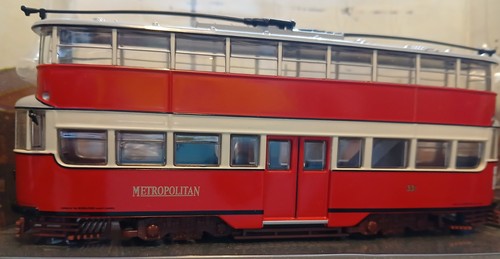 Corgi om40506 feltham tram - corgi,