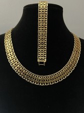 Vintage Monet Gold Plate