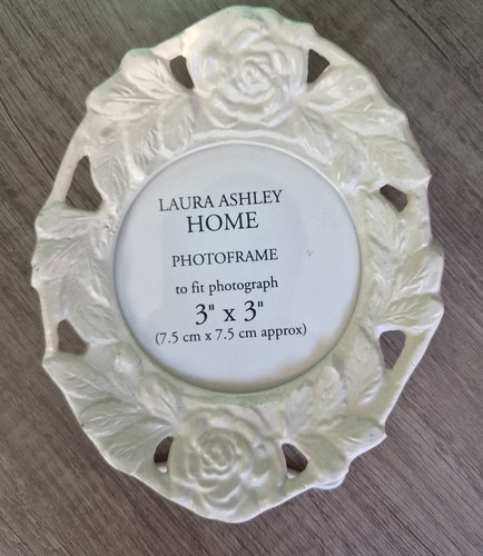 Laura ashley floral photo - laura,