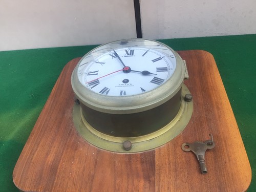 Vtg 1930 antique clock - 1930’s,
