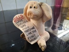 Piggin Bills by David