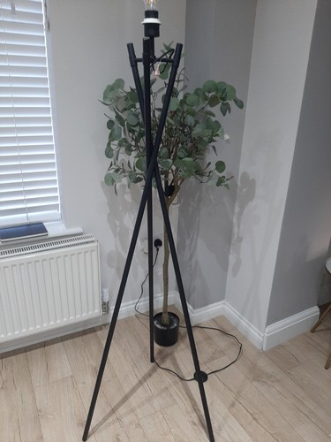 Next rico black tripod floor - black,
