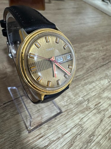 Vintage 1974 timex mercury - timex,