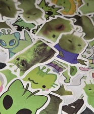 Alien Glorp Cat Pack Alien