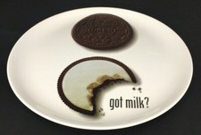 OREO Cookie Got Milk? Round