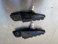 Foot pegs rests 33135-07CAZ 33134-07CAZ for a Harley Davidson Sportster XL V-Rod