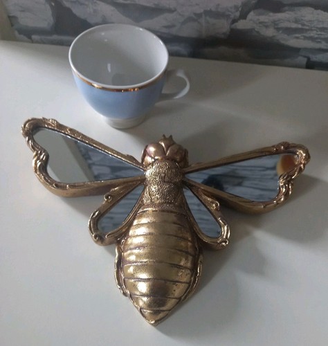 Vintage large gold resin - vintage,