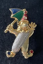 Vintage Gold Tone Clown with Umbrella Brooch Enamel Costume Jewellery ! 