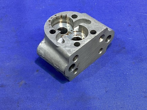 Bsa a65 a50 - oil, pump