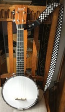 Banjo Ukulele Left Handed. C/w pro fitted Strap and Neck Hanger, Gig Bag & Mute