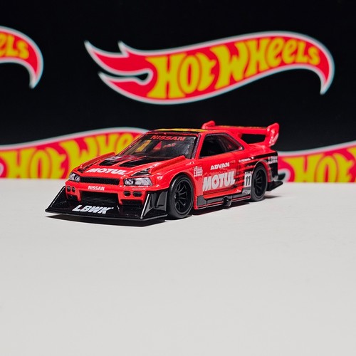 Hot wheels premium - wheels, nissan