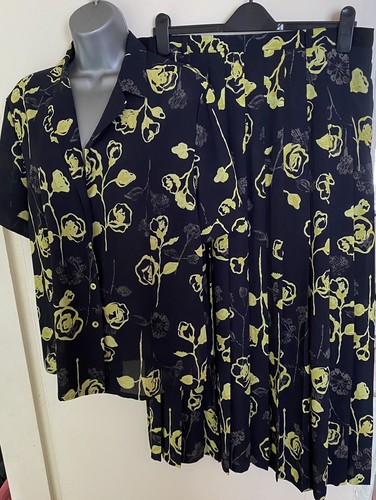 Vintage hucke blue floral - hucke,