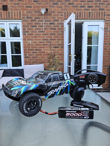 Traxxas slash brushless vxl - traxxas,