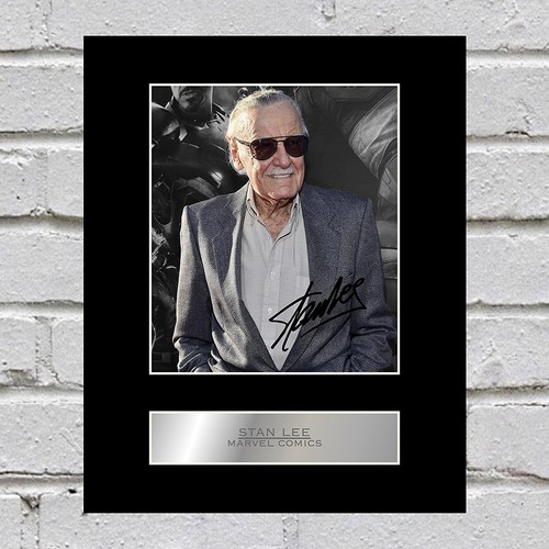 Stan lee signed mounted photo - stan,