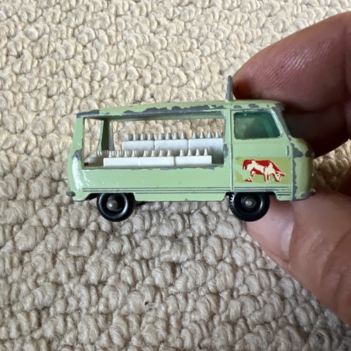 Vintage diecast milk float - ,