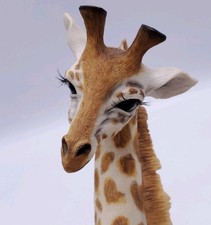 Beautiful Giraffe Ornament With Eyelashes Leonardo Collection 2007 Collectable 