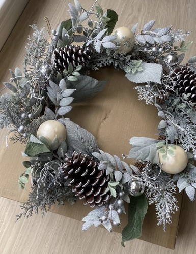 Christmas frosted wreath with - frosted,