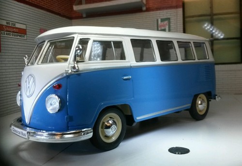 Samba blue camper 1962 - t1,