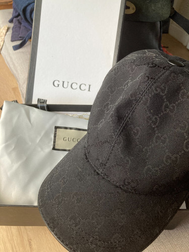 Gucci monogram pattern logo - monogram,