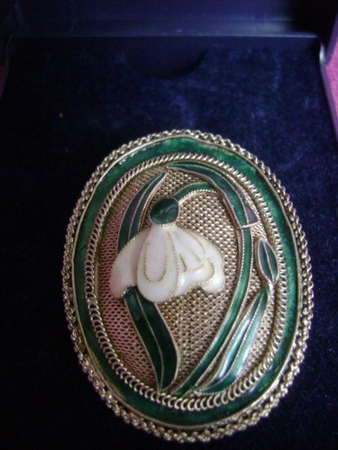 Vintage snowdrop brooch - snowdrop, white