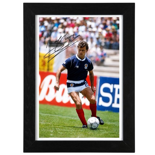 Davie cooper signed autograph - davie,