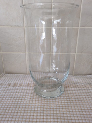 14cm wide glass - vase, 25cm