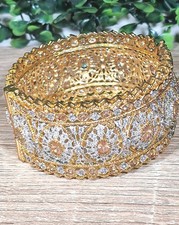 Pakistani Indian Wide Single