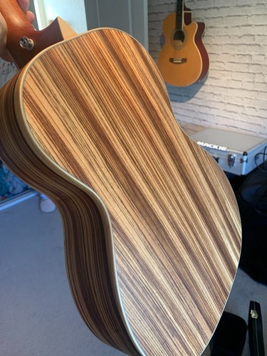 Larrivee parlour guitar - larrivee, p-03