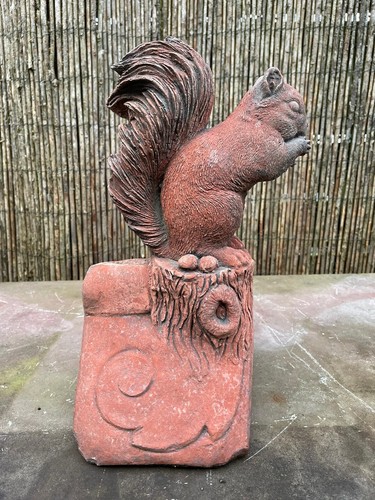 Squirrel ridge tile roof - ridge,