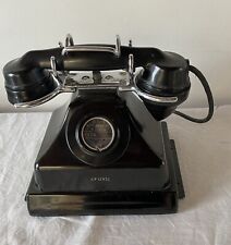 A Vintage Black Bakelite Admiralty Pattern GEC Pyramid Telephone AP12932.