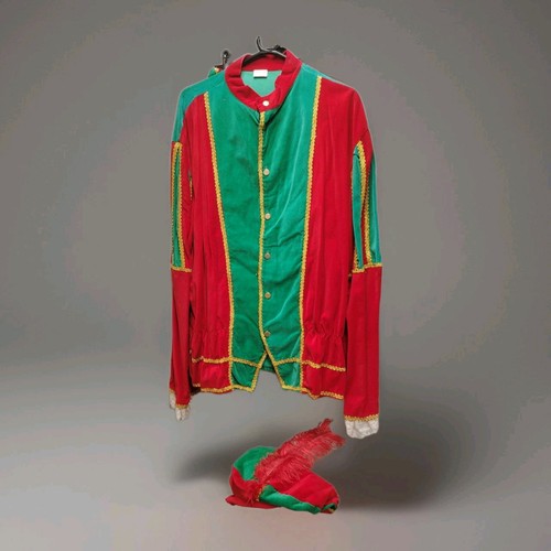 Red green doublet elizabethan - green,