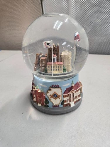 Free mason illinois snow globe - snow,