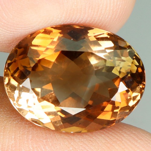 Oval cut natural champagne - cut,